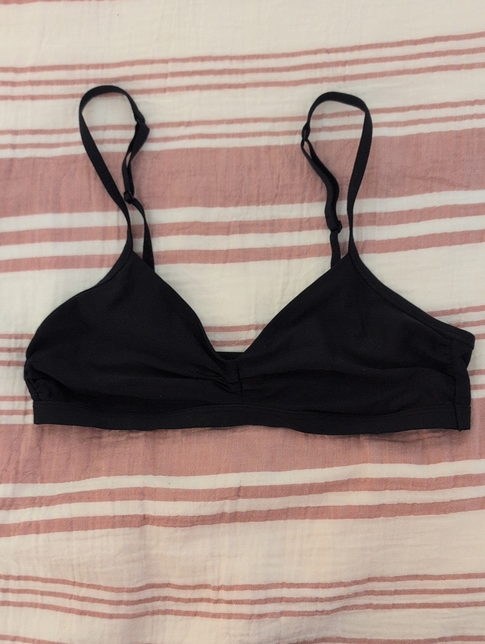 Gap Body Black Wireless Bralette Adjustable Straps - S